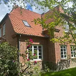 Grosse Atelierwohnung Barrierefrei * Meezen