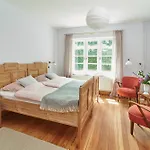 Grosse Atelierwohnung Barrierefrei דירה