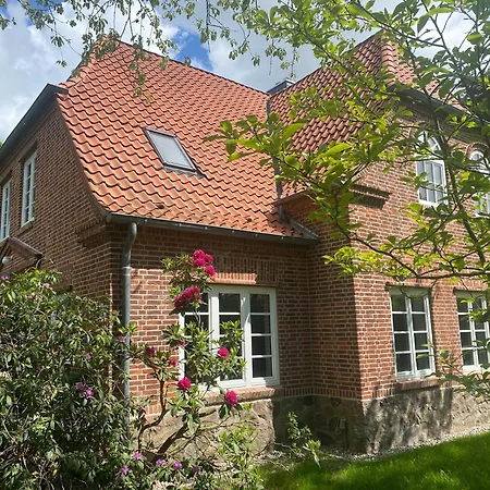 Grosse Atelierwohnung Barrierefrei * Meezen